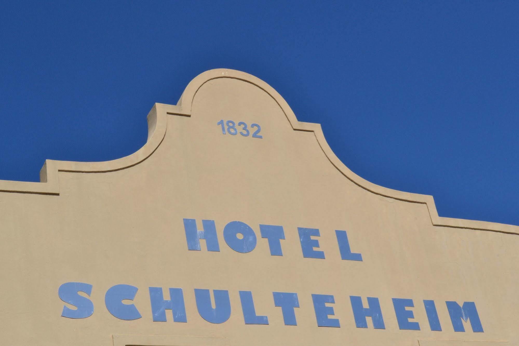 Schulteheim Hotel Uniondale  Extérieur photo